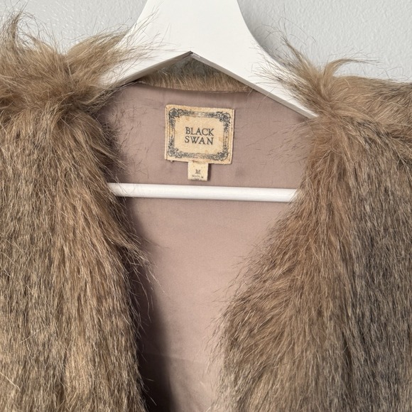BLACK‎ SWAN Flurry of Fun Faux Fur Vest in Brown Black Medium Sleeveless Coat - Picture 4 of 9